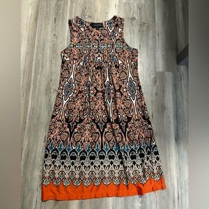 Perception Size 6 Petite Paisley Dress, pit to pit is 16, is 36